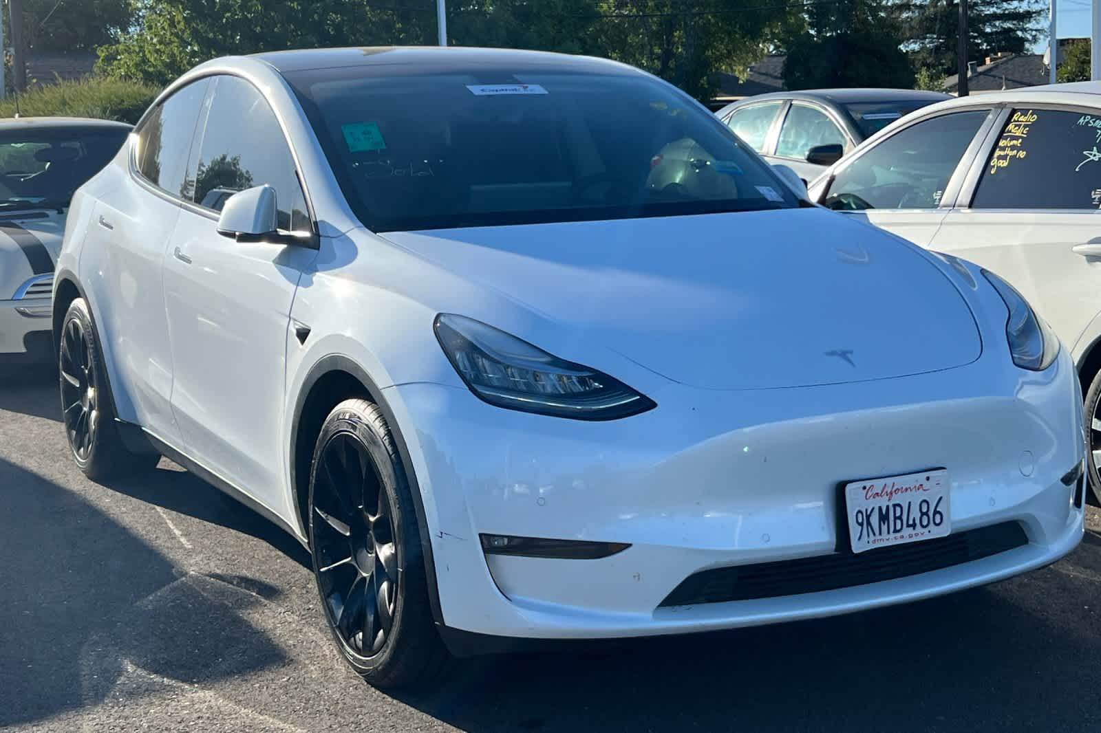 Thumbnail: 2022 Tesla Model Y - 3