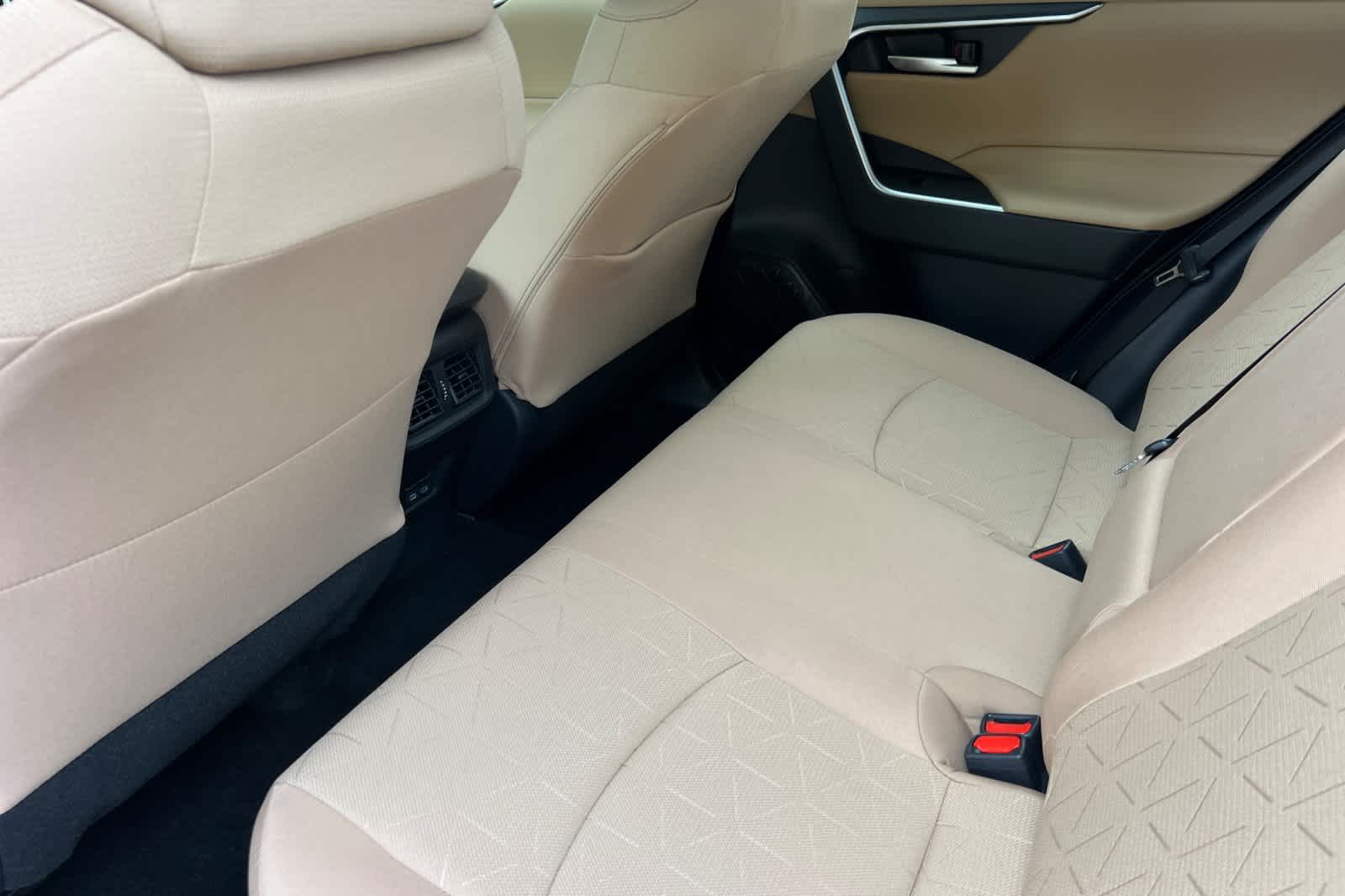 Thumbnail: 2025 Toyota RAV4 - 4