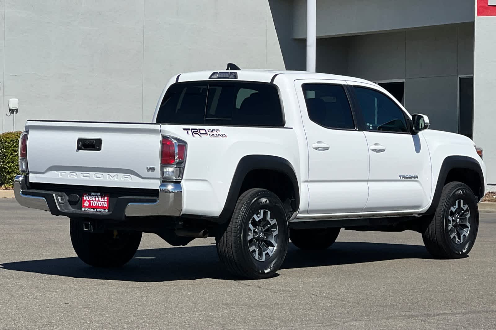 2023 Toyota Tacoma TRD Off-Road 2