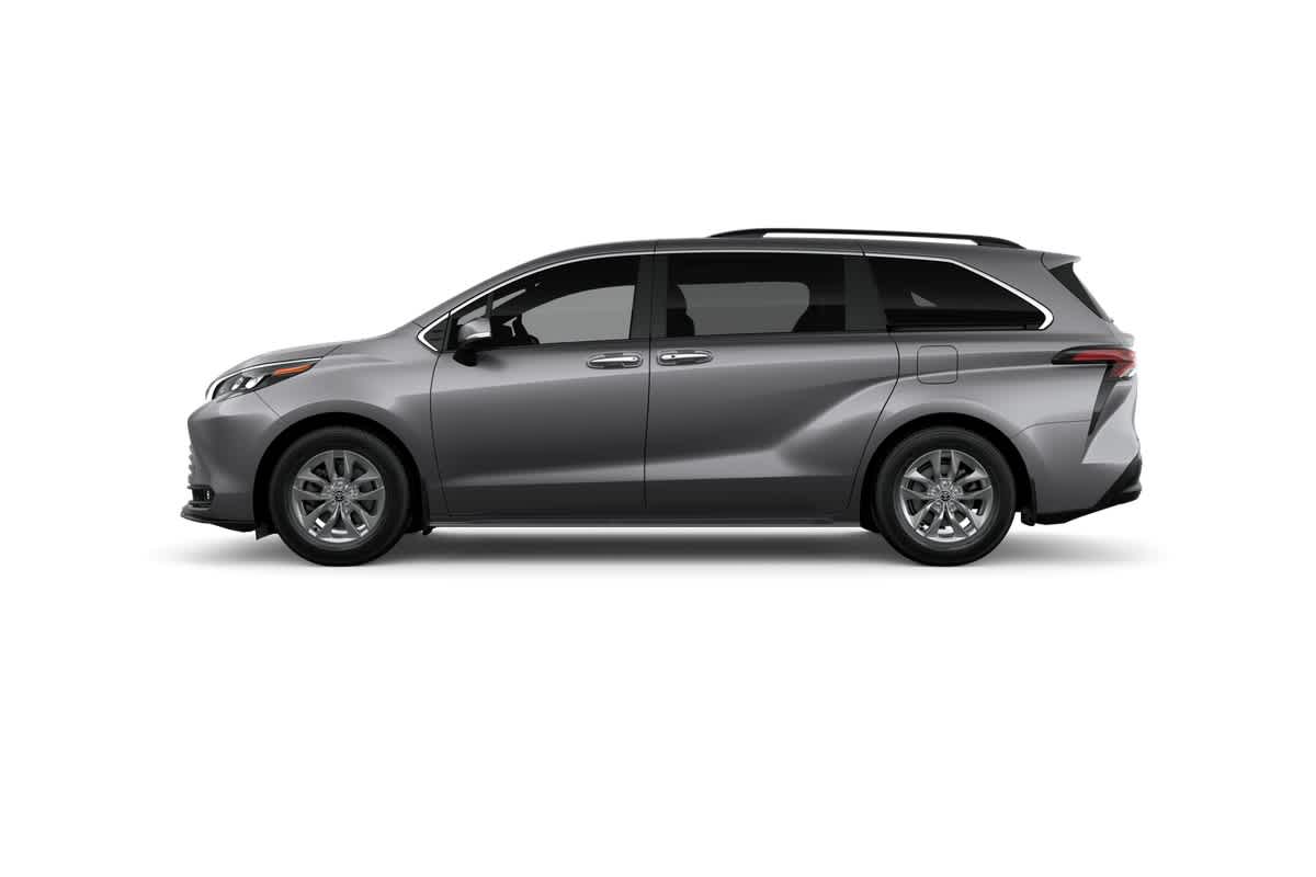 Thumbnail: 2026 Toyota Sienna - 4
