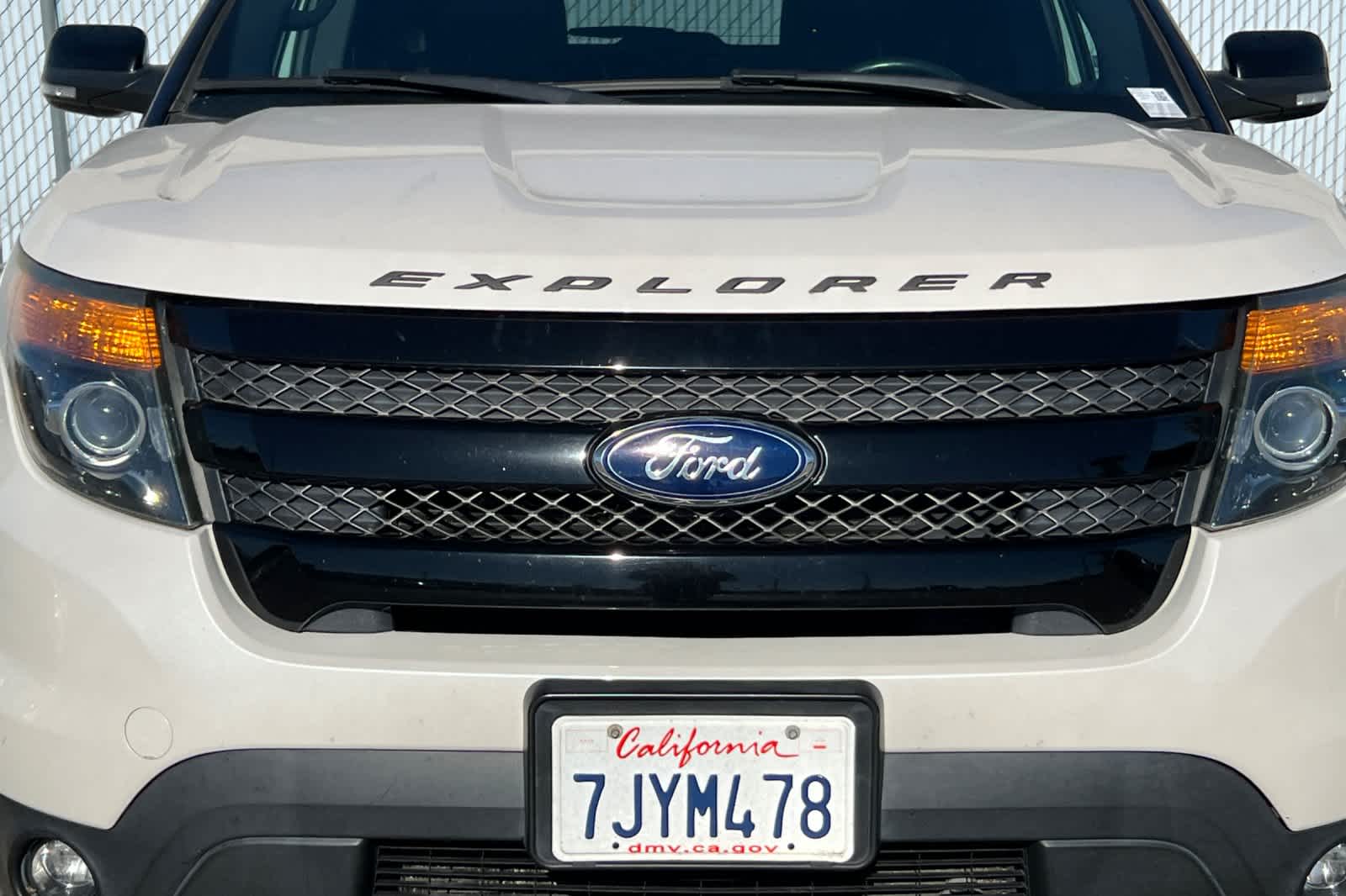 Thumbnail: 2015 Ford Explorer - 9