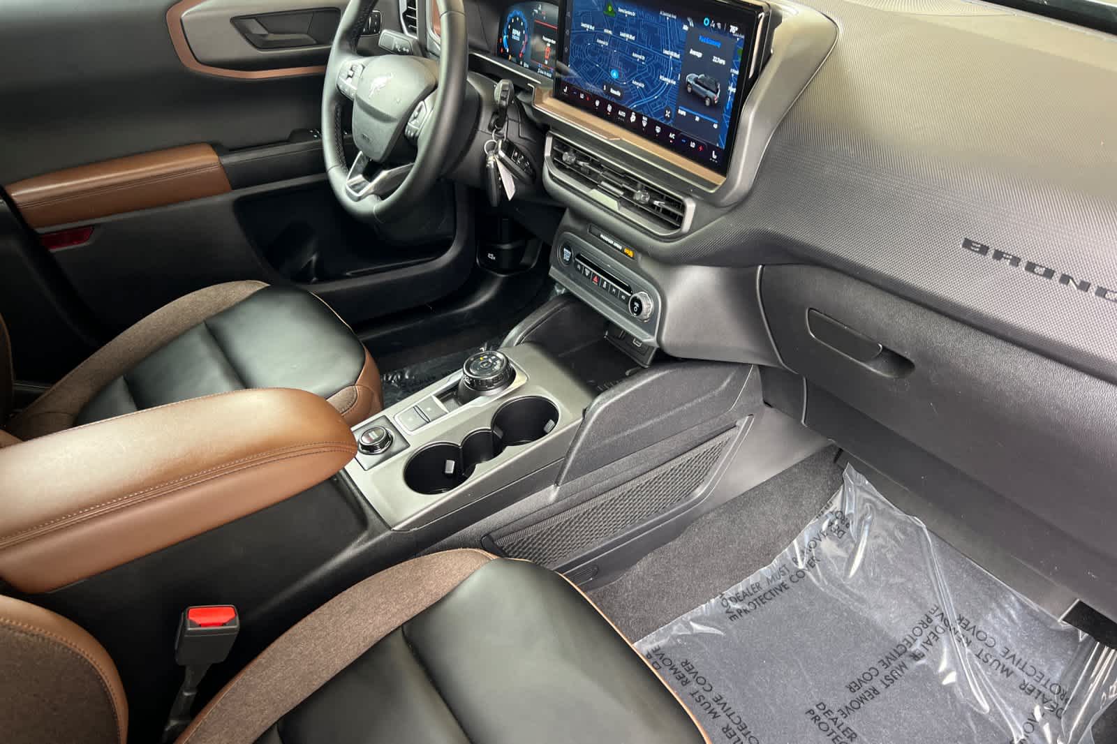 Thumbnail: 2025 Ford Bronco Sport - 17