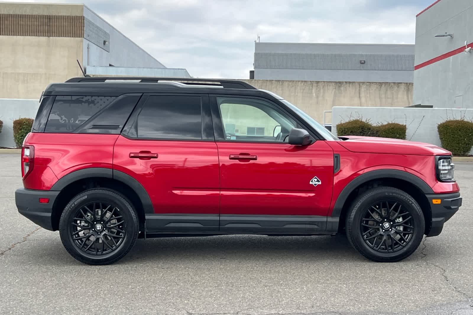 Thumbnail: 2021 Ford Bronco Sport - 5
