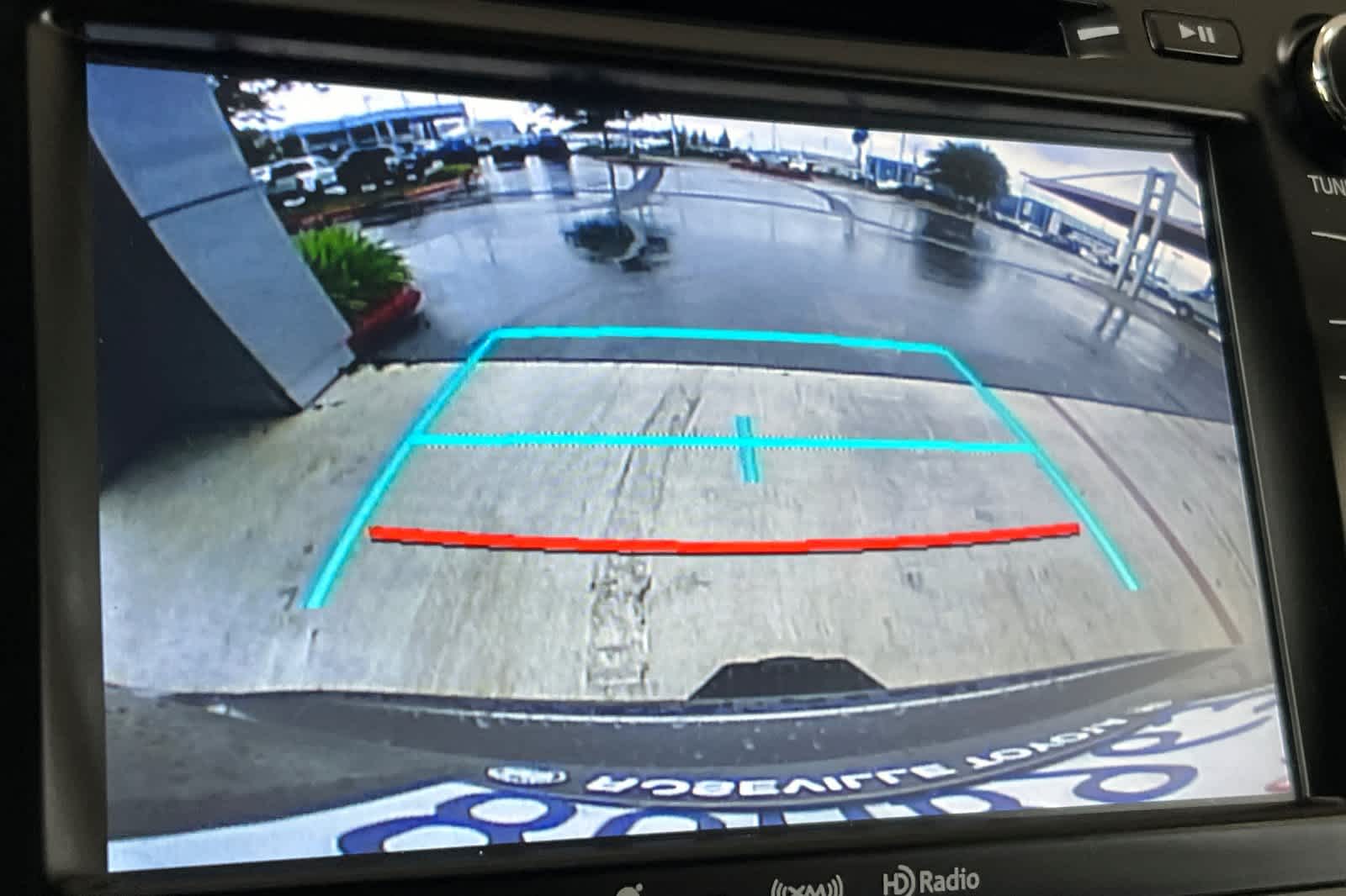 Thumbnail: 2018 Toyota Highlander - 23