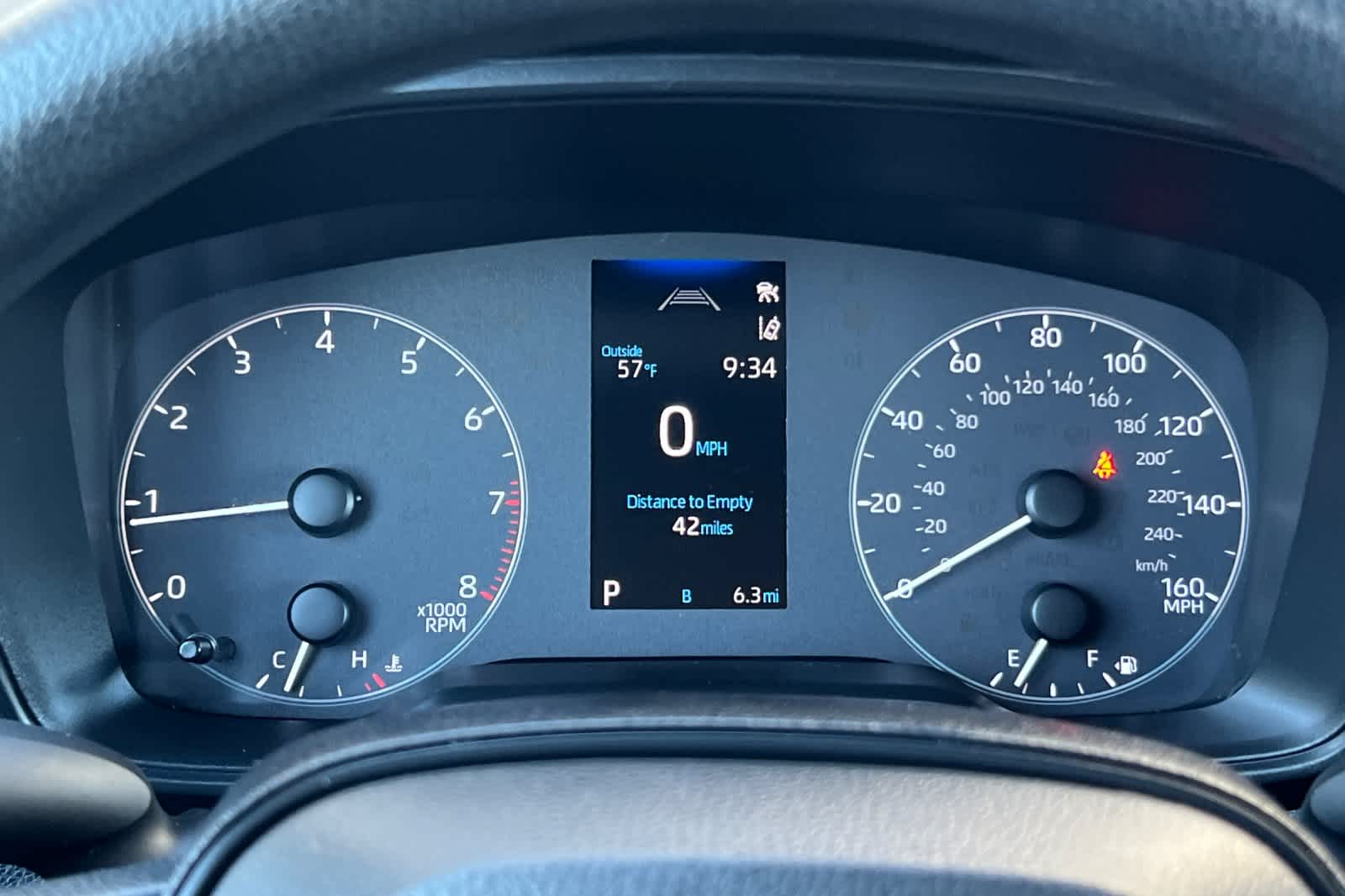 Thumbnail: 2023 Toyota Corolla - 25