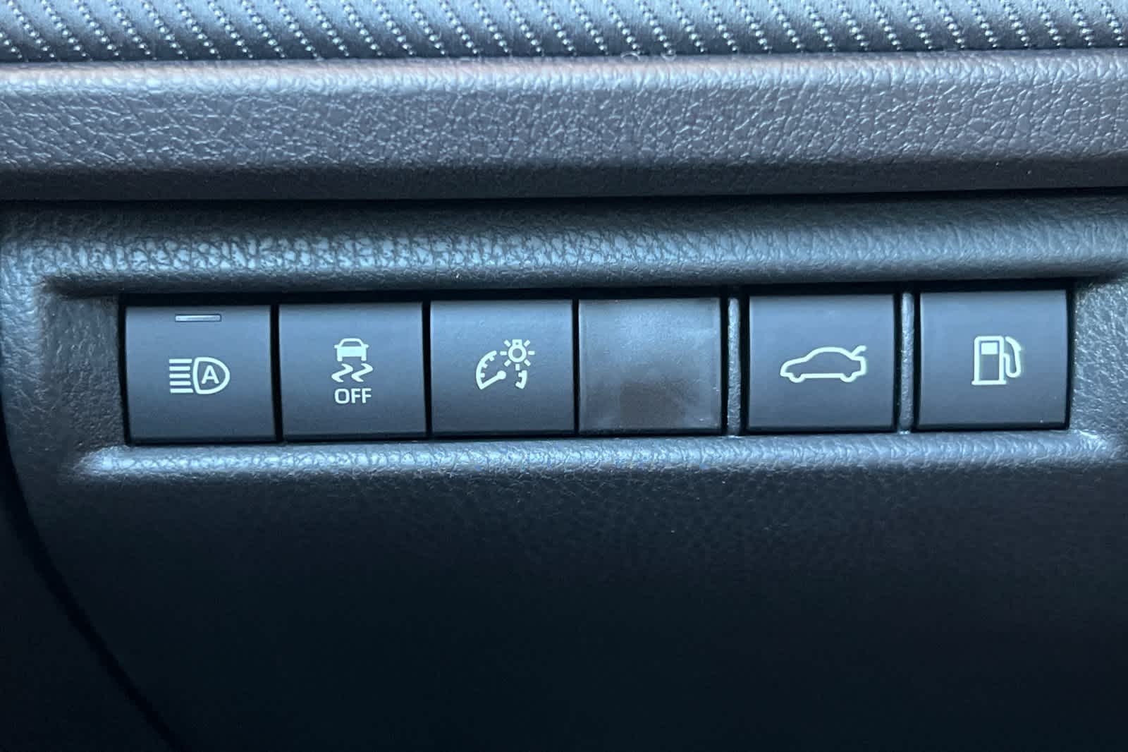 Thumbnail: 2026 Toyota Camry - 28