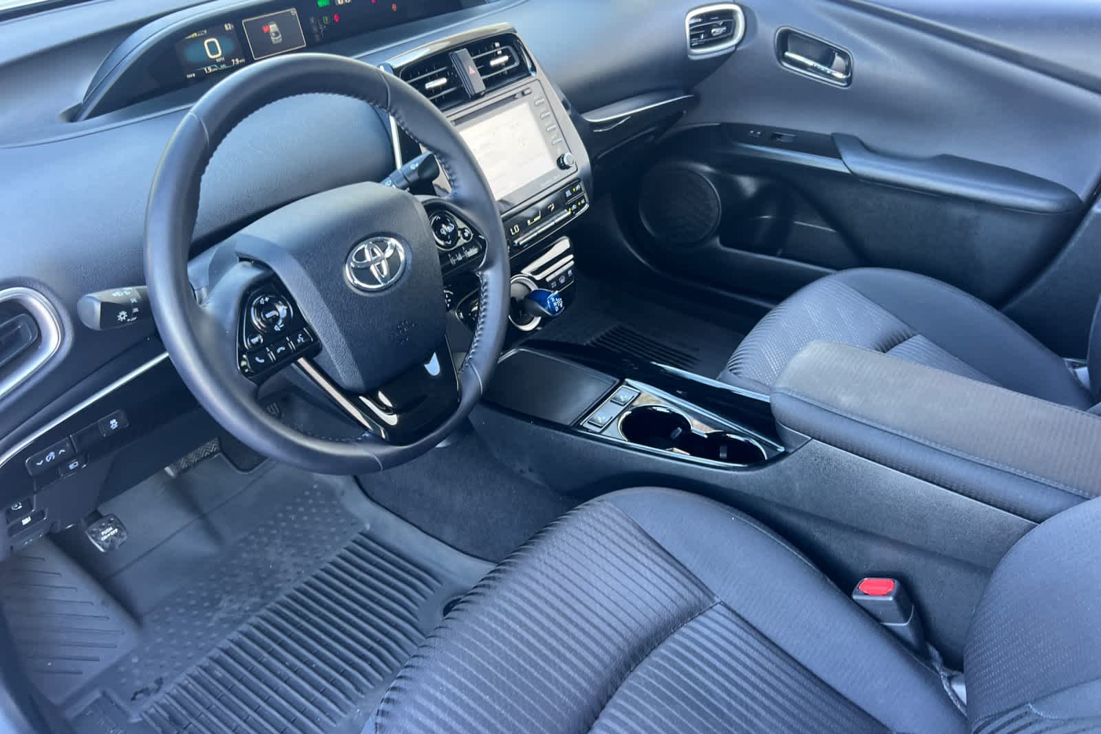 Thumbnail: 2022 Toyota Prius Prime - 11