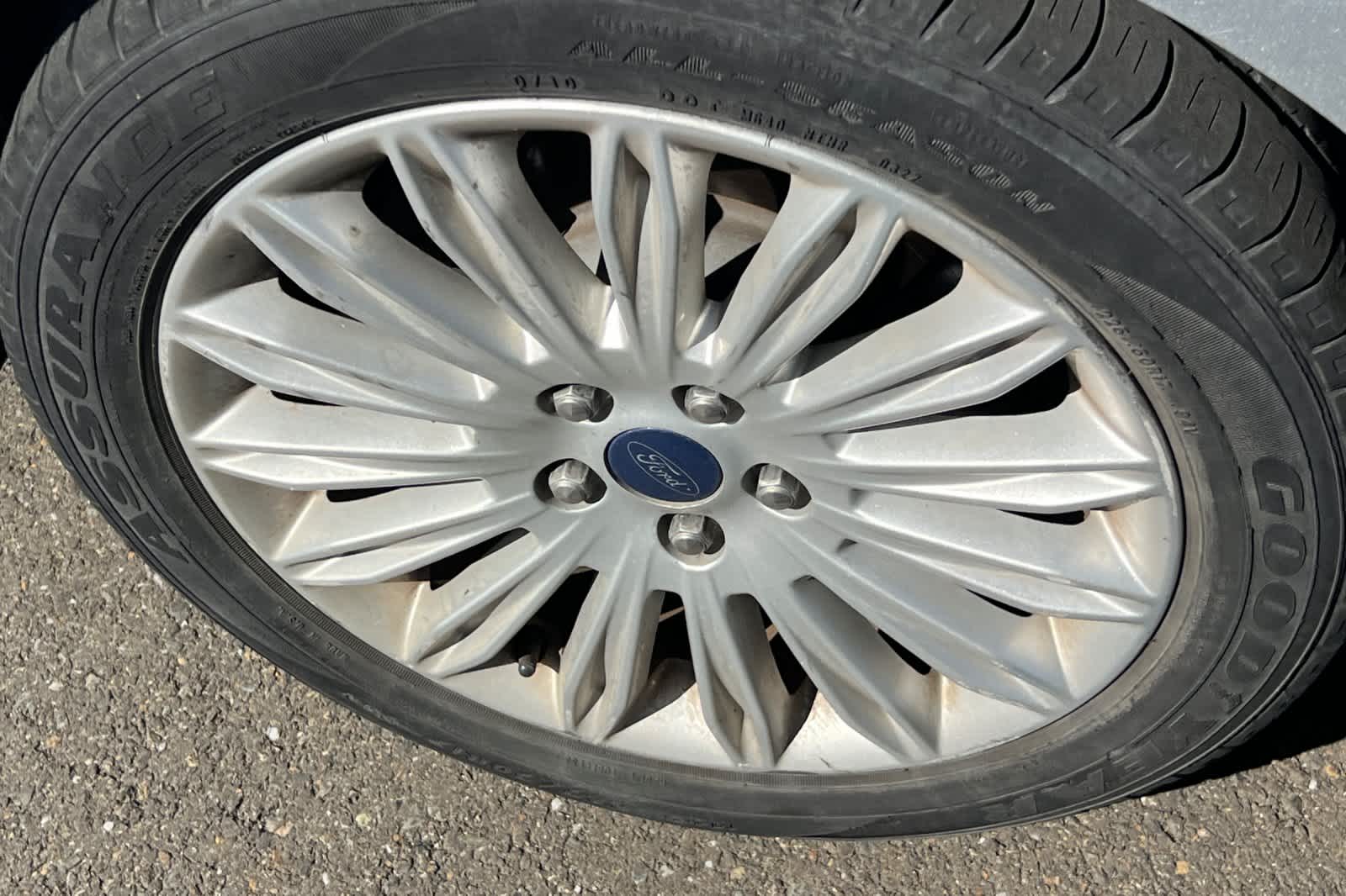 Thumbnail: 2016 Ford Fusion - 17