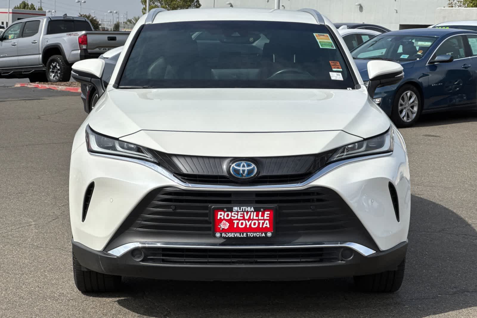 Thumbnail: 2022 Toyota Venza - 10