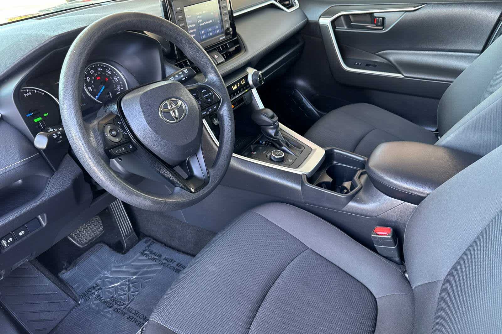 Thumbnail: 2020 Toyota RAV4 - 11