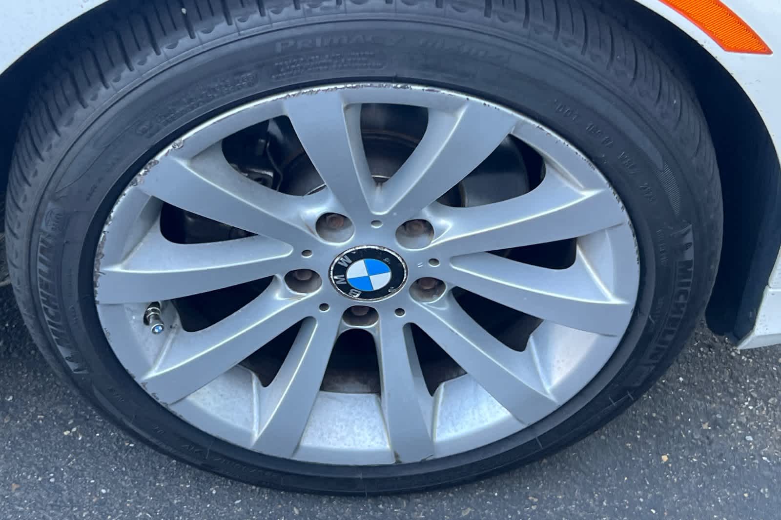 Thumbnail: 2011 BMW 3 Series - 15