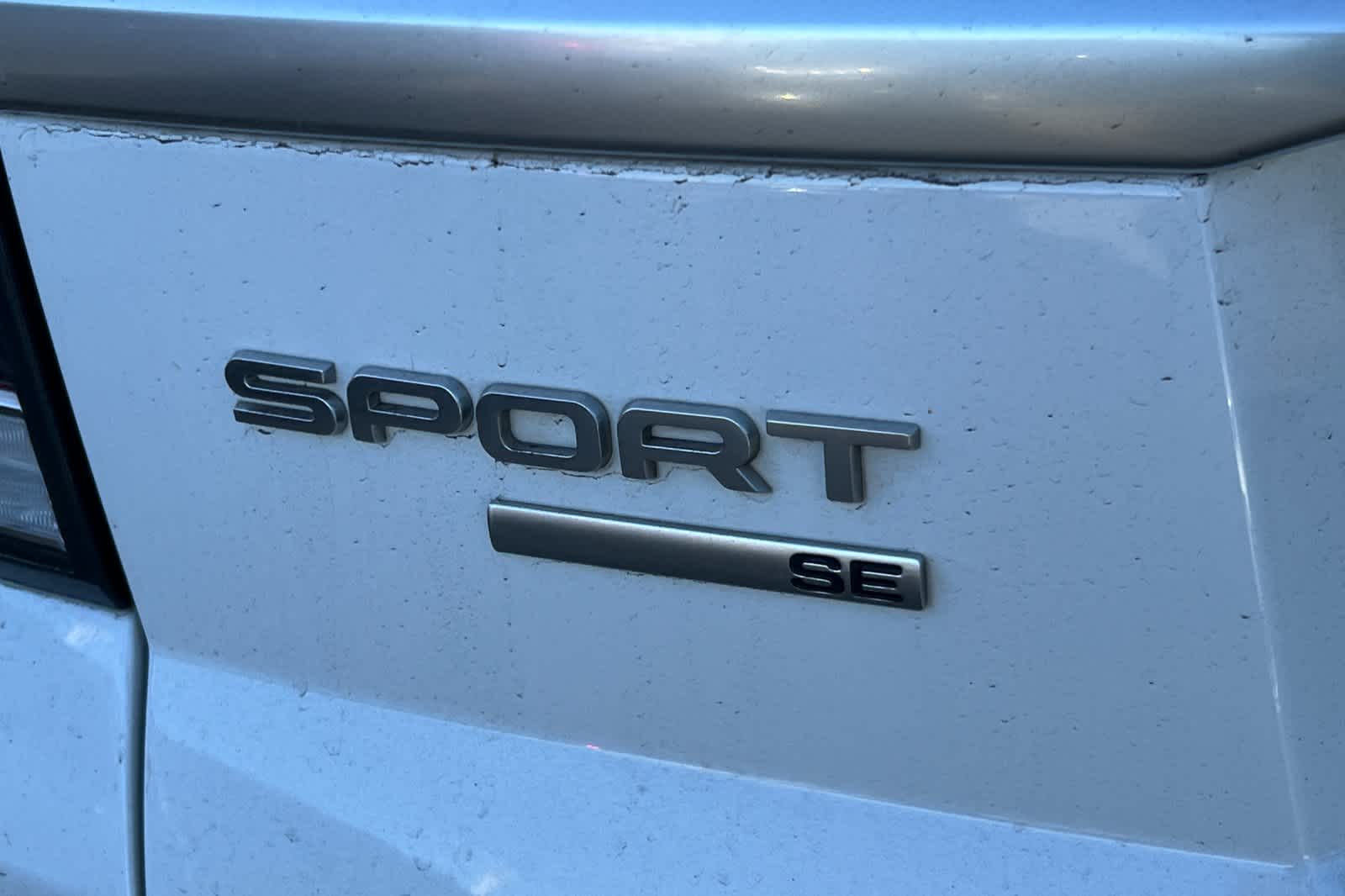 Thumbnail: 2017 Land Rover Range Rover Sport - 21