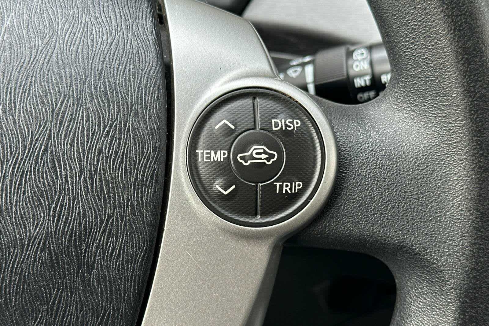 2012 Toyota Prius Three 25