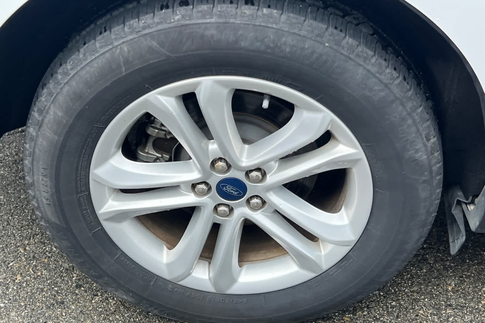 Thumbnail: 2020 Ford Edge - 14