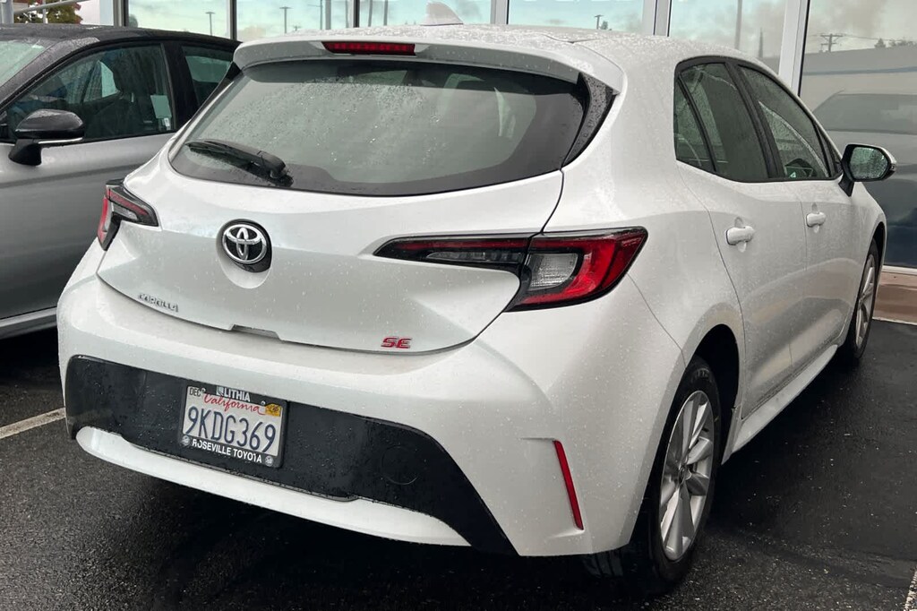 Used 2024 Toyota Corolla Hatchback SE Hatchback