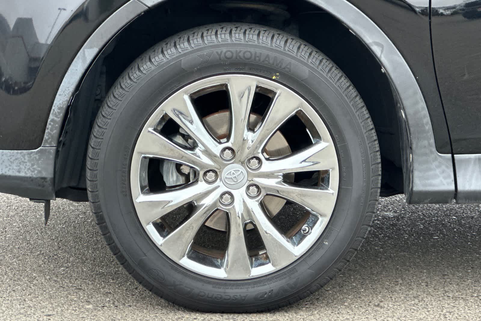 Thumbnail: 2013 Toyota RAV4 - 30