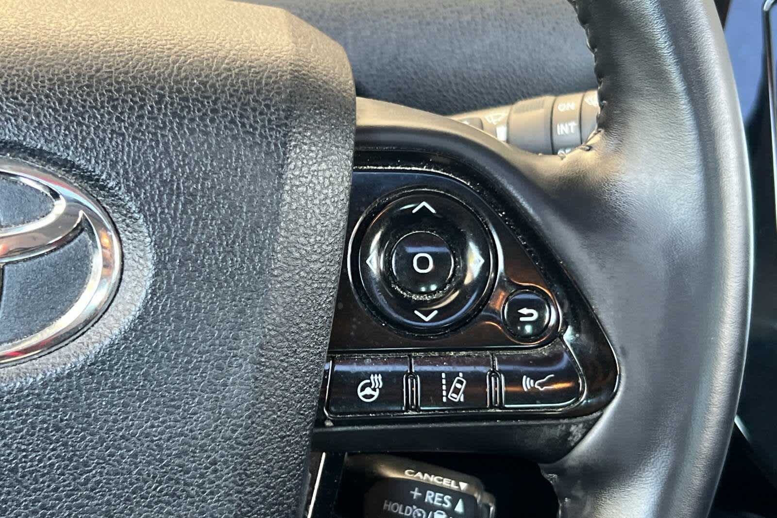 Thumbnail: 2019 Toyota Prius - 26
