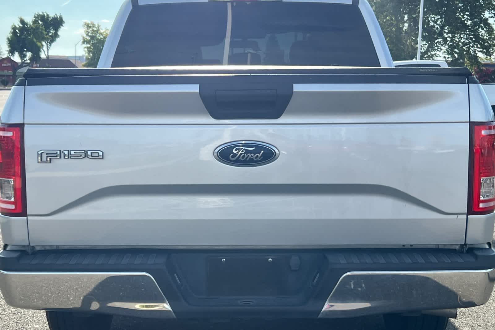 Thumbnail: 2017 Ford F-150 - 16