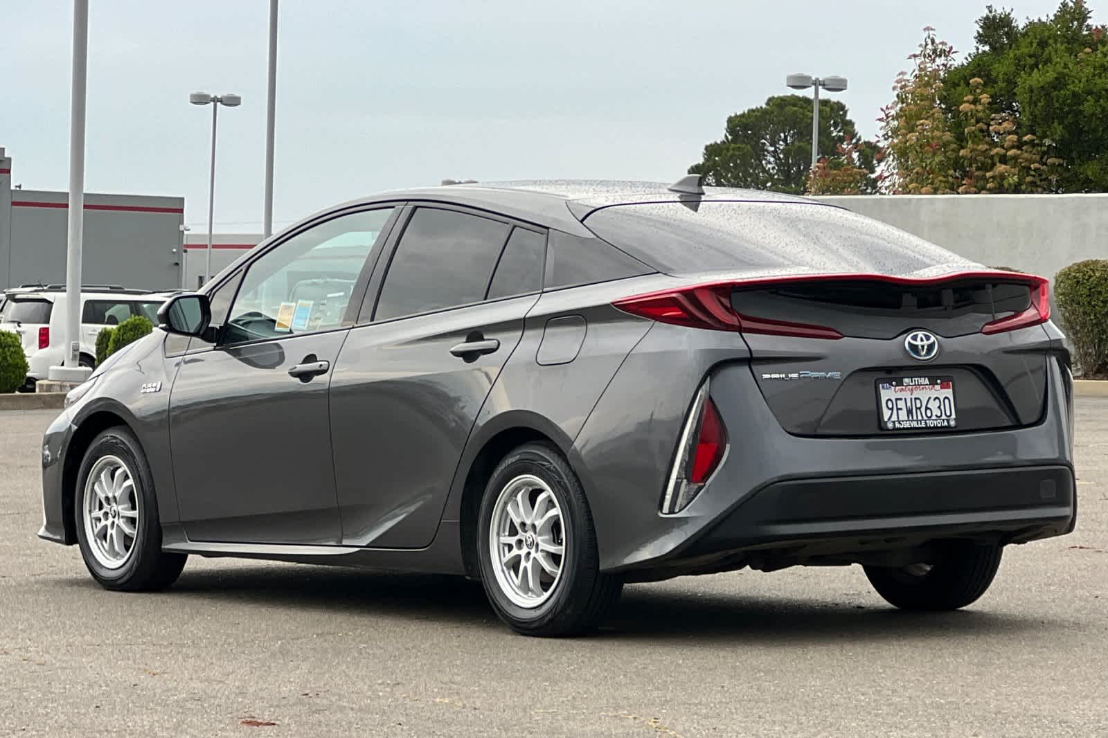 Thumbnail: 2017 Toyota Prius Prime - 7