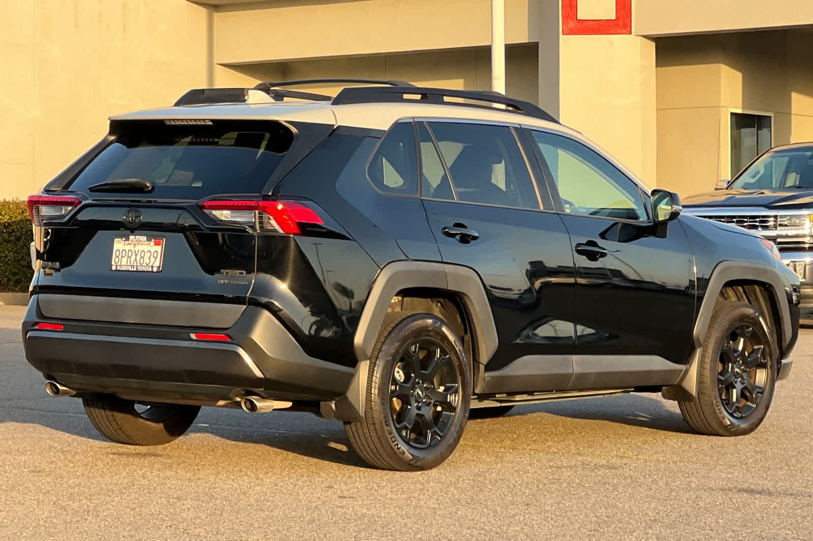 Thumbnail: 2020 Toyota RAV4 - 2