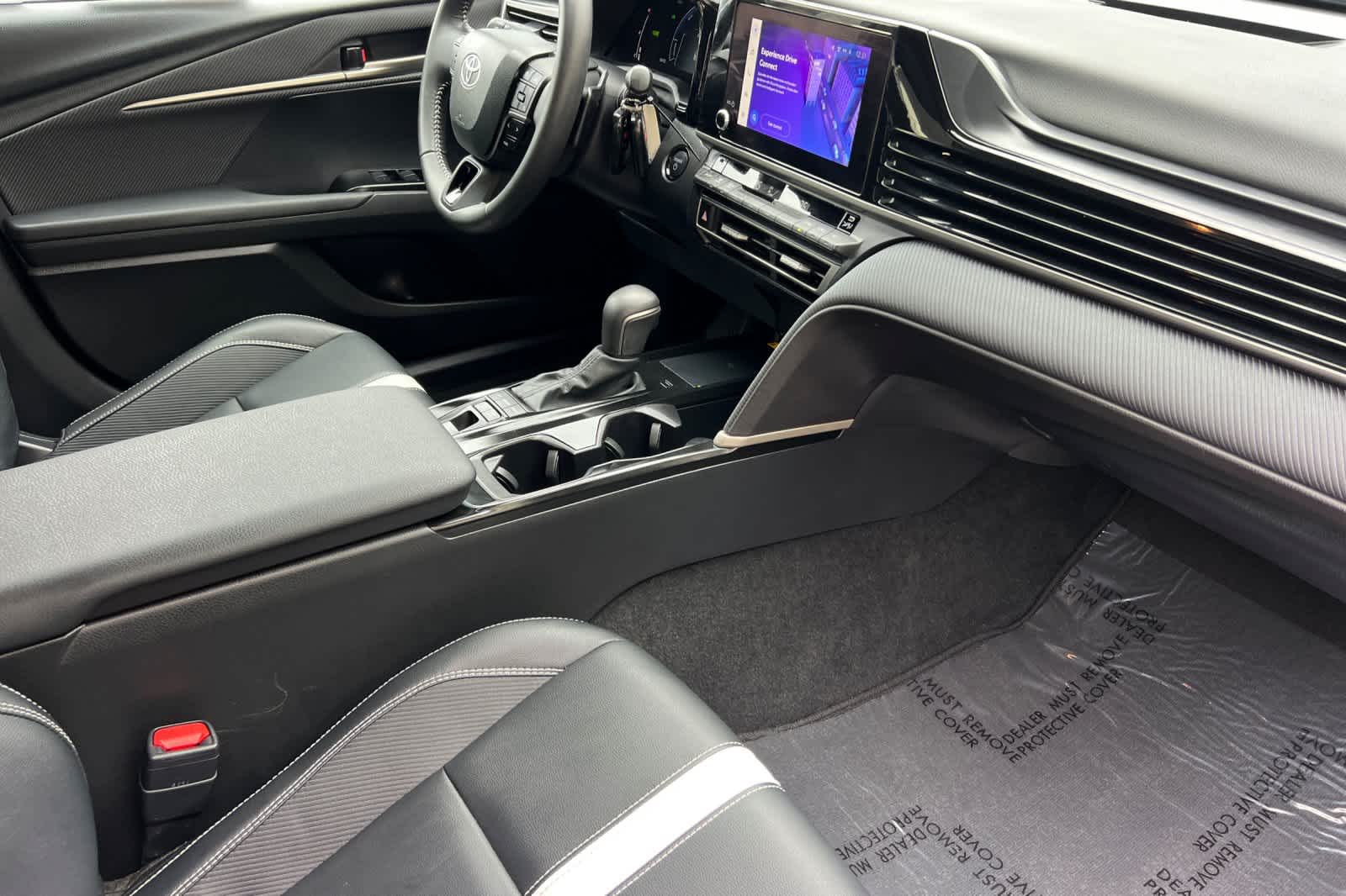 Thumbnail: 2025 Toyota Camry - 16