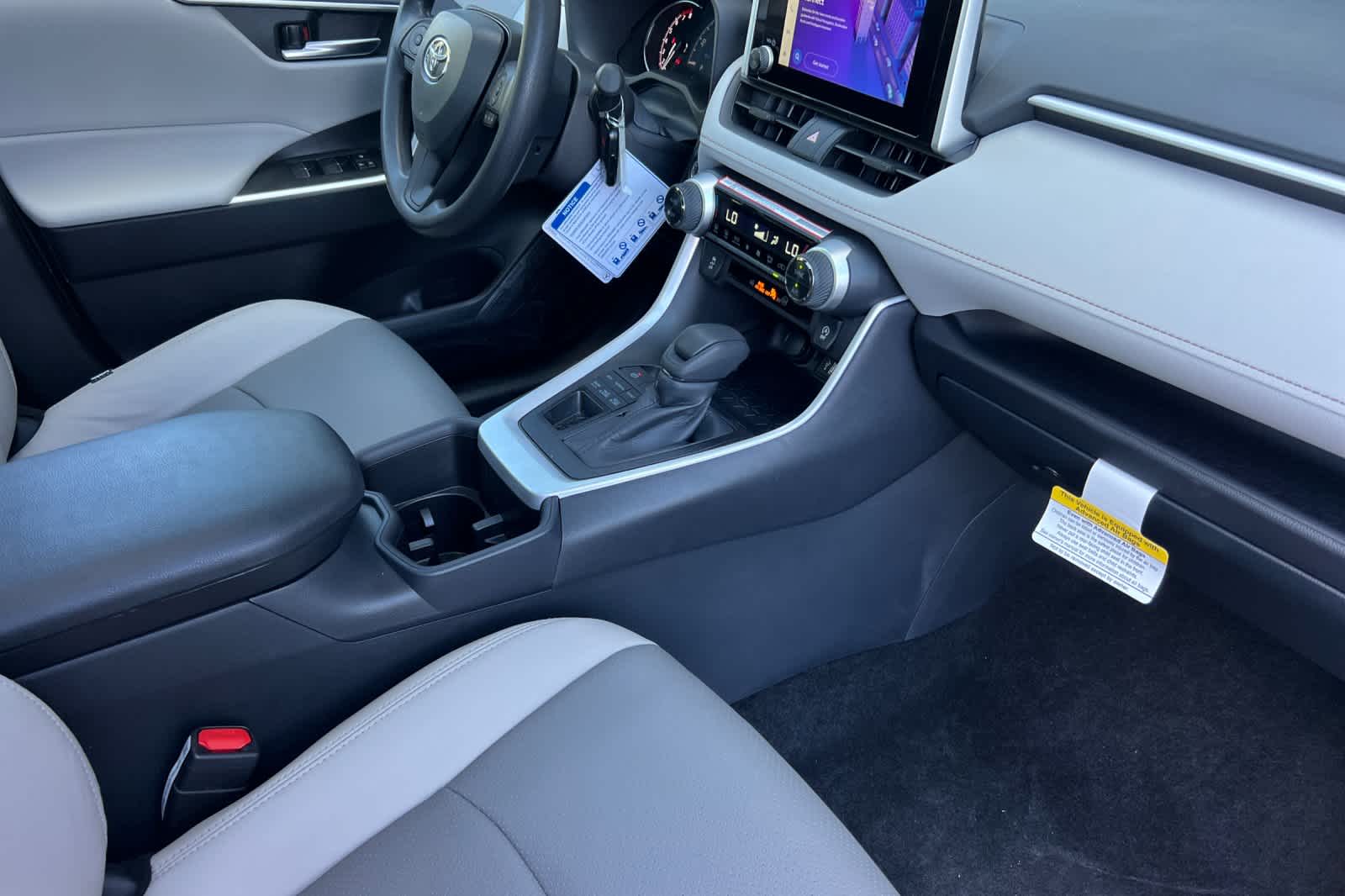 Thumbnail: 2025 Toyota RAV4 - 16