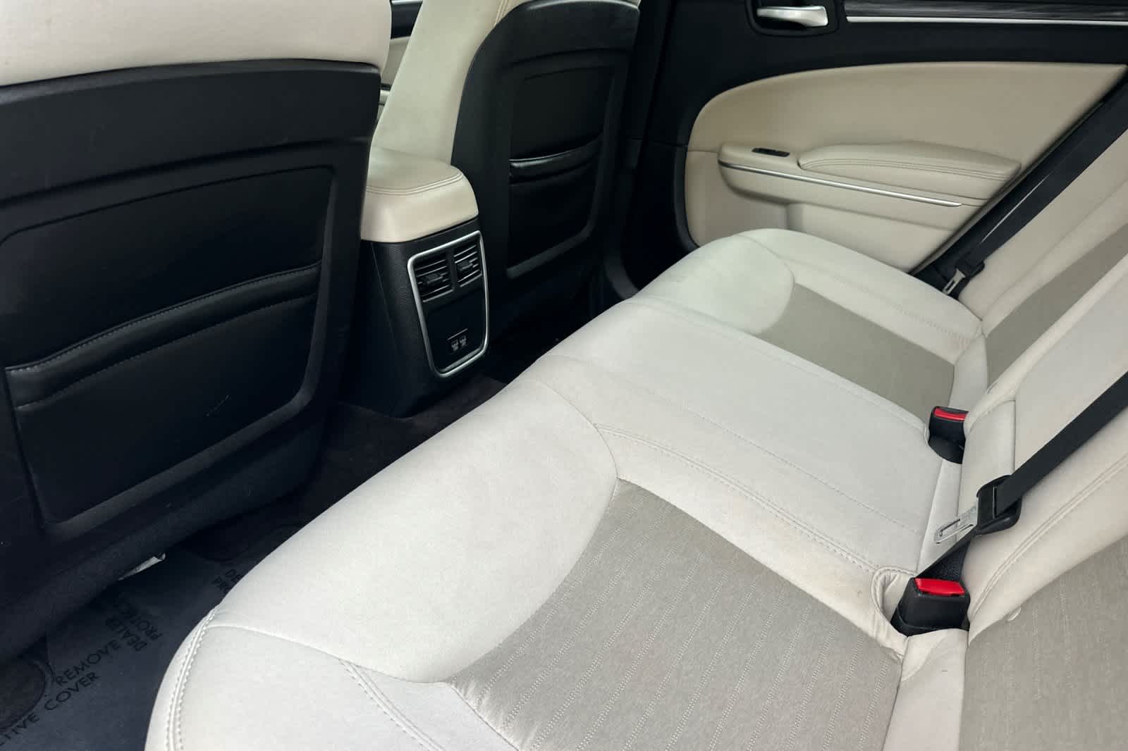 Thumbnail: 2018 Chrysler 300 - 4