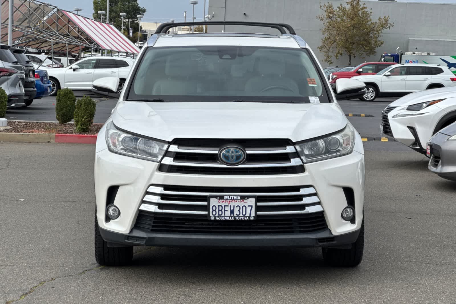 Thumbnail: 2018 Toyota Highlander - 10