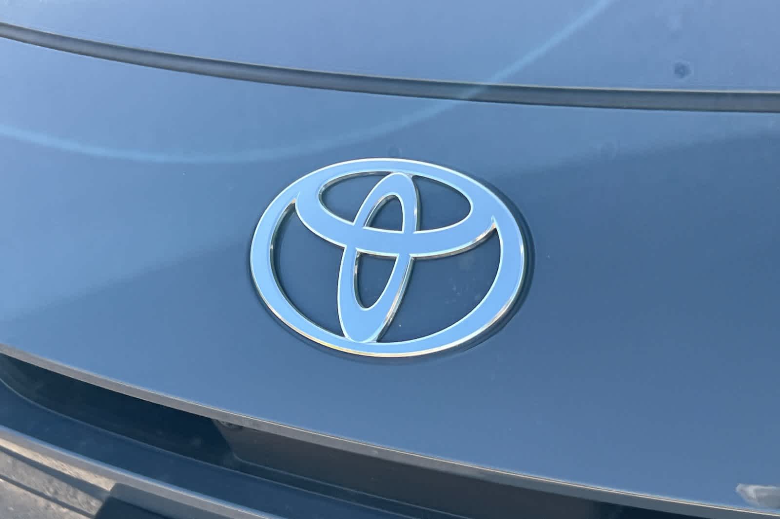 Thumbnail: 2024 Toyota Prius Prime - 12