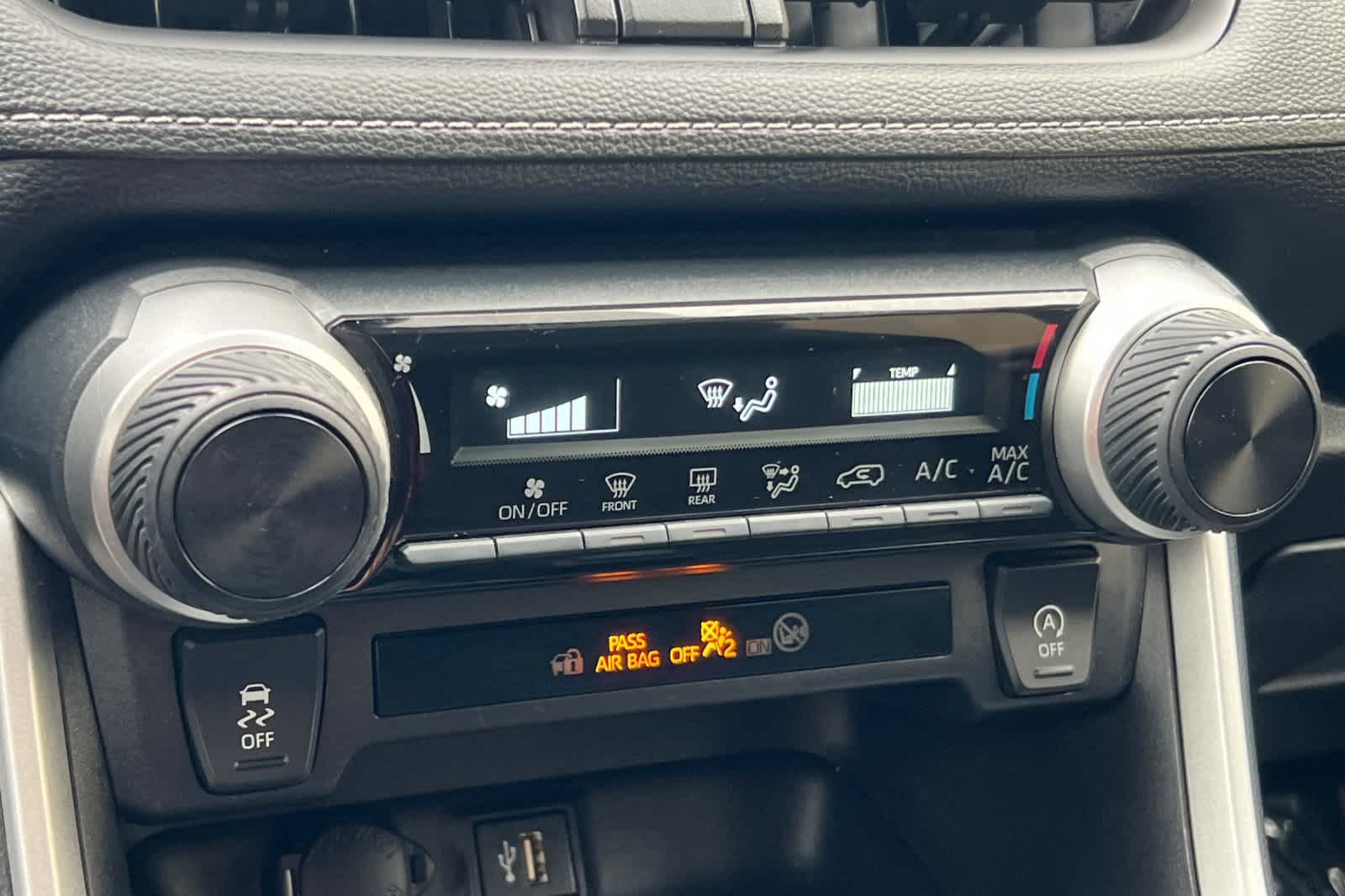 Thumbnail: 2024 Toyota RAV4 - 22