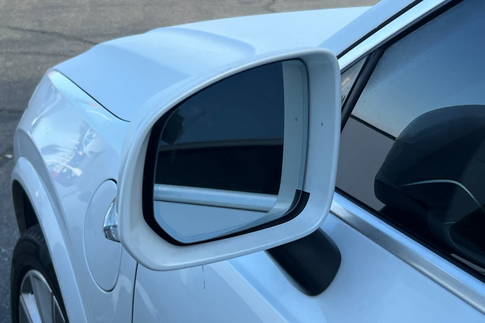 Thumbnail: 2016 Volvo XC90 - 8