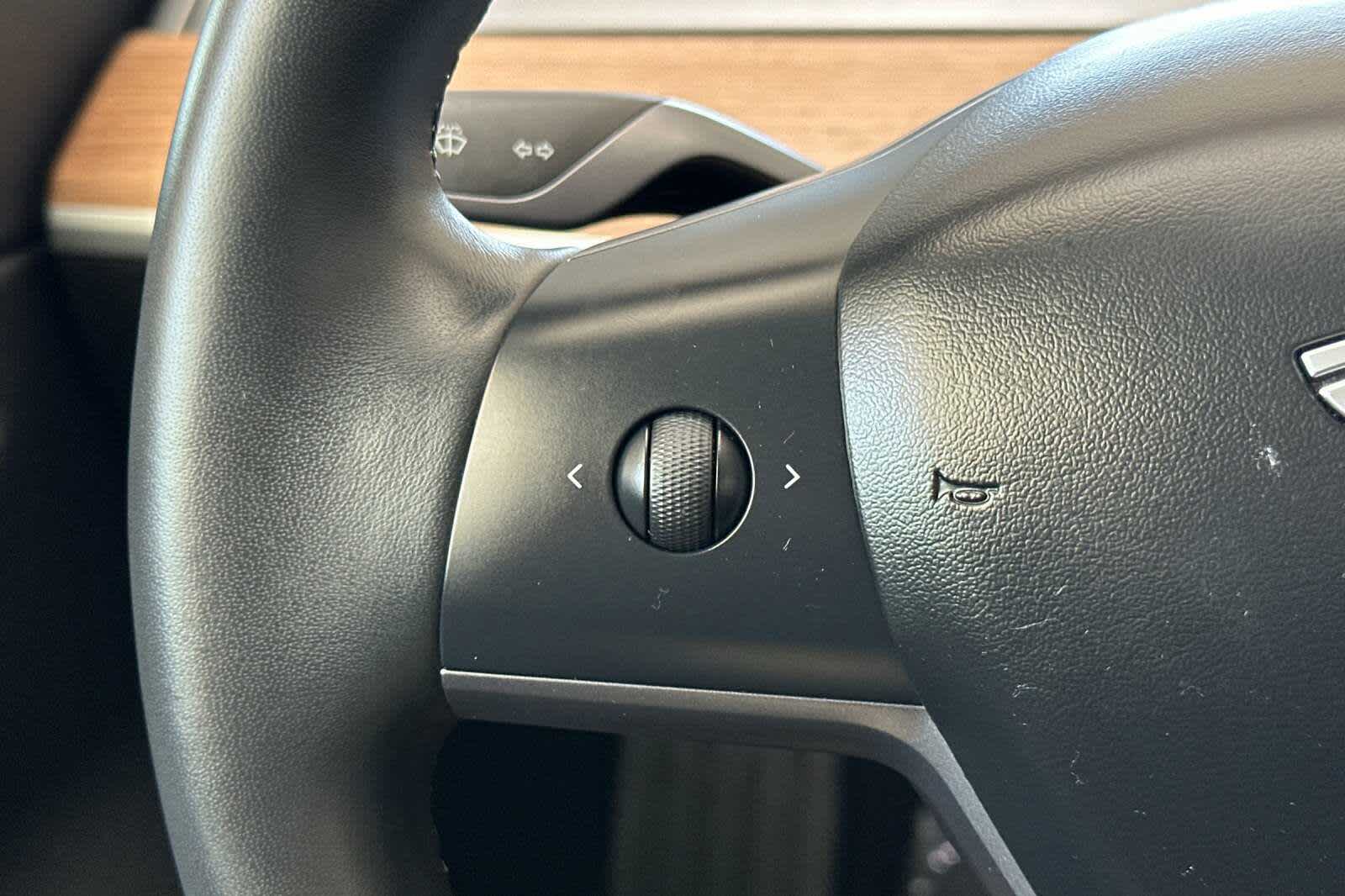 Thumbnail: 2018 Tesla Model 3 - 25