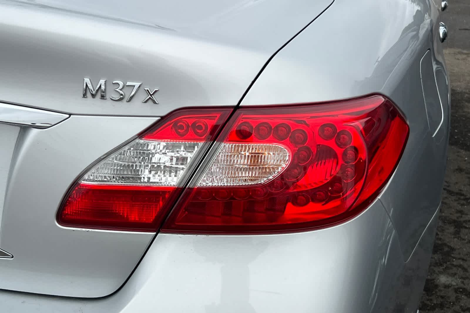 Thumbnail: 2012 INFINITI M37 - 17