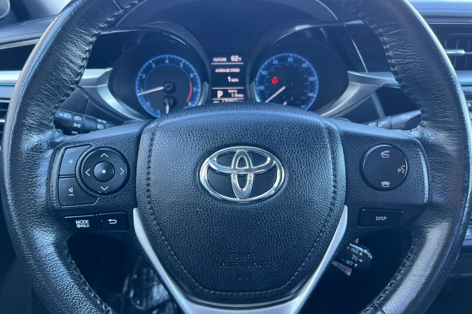 Thumbnail: 2015 Toyota Corolla - 22