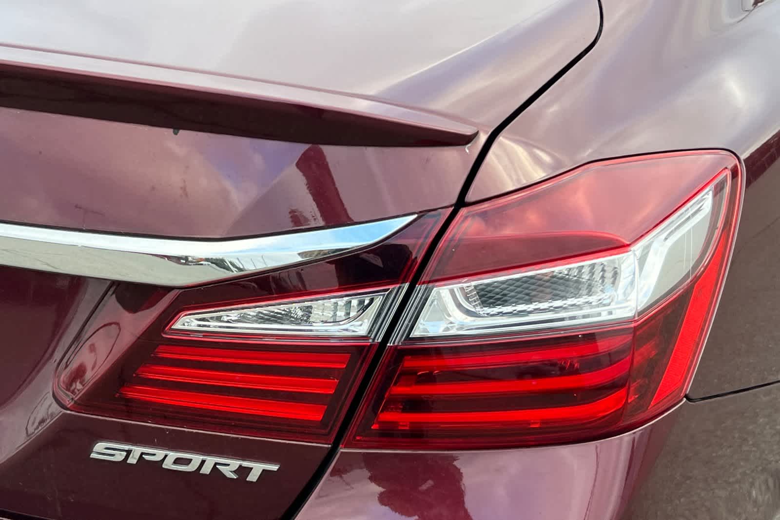 Thumbnail: 2016 Honda Accord - 17