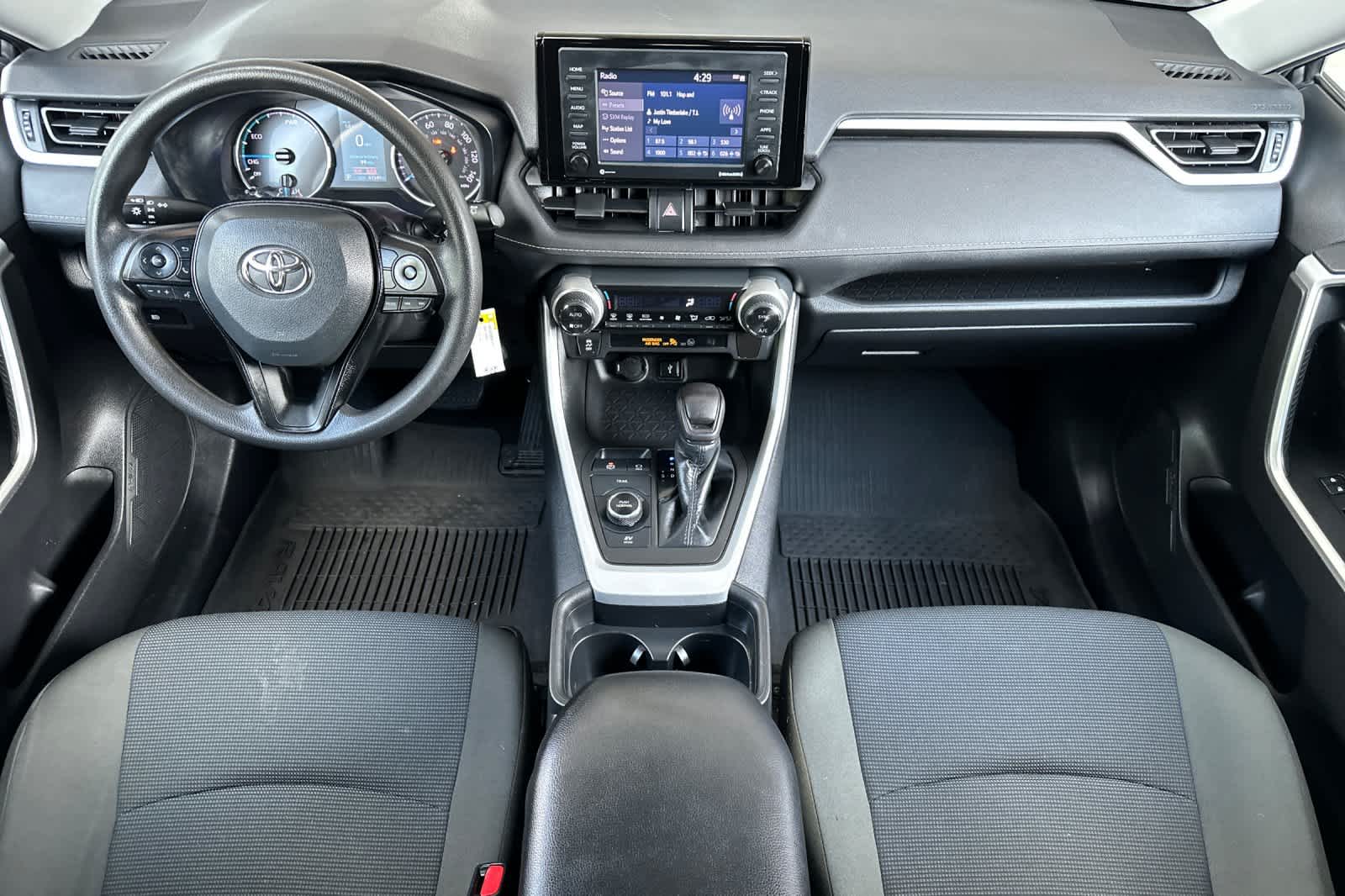 Thumbnail: 2021 Toyota RAV4 - 3