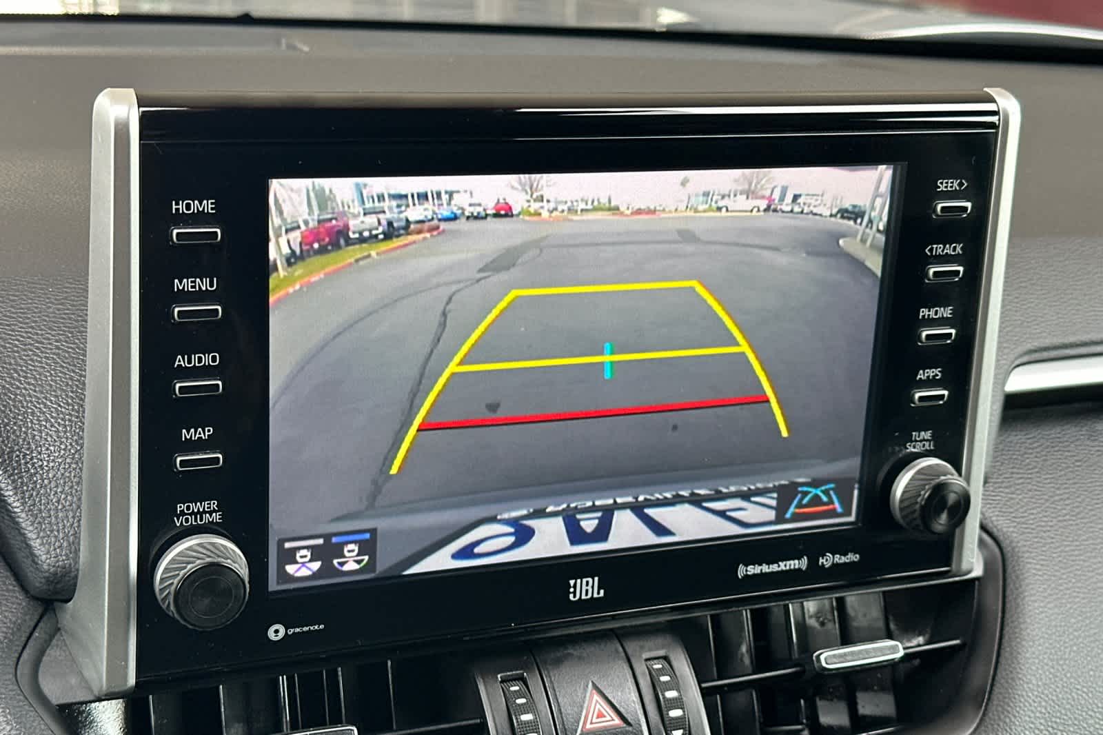 Thumbnail: 2022 Toyota RAV4 - 21