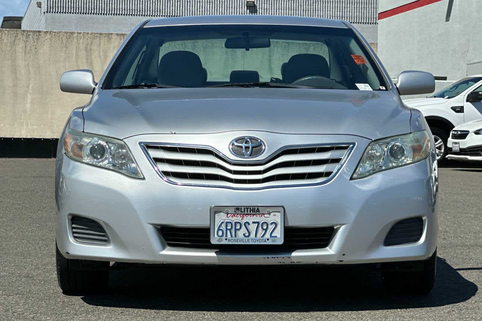 Thumbnail: 2011 Toyota Camry - 10