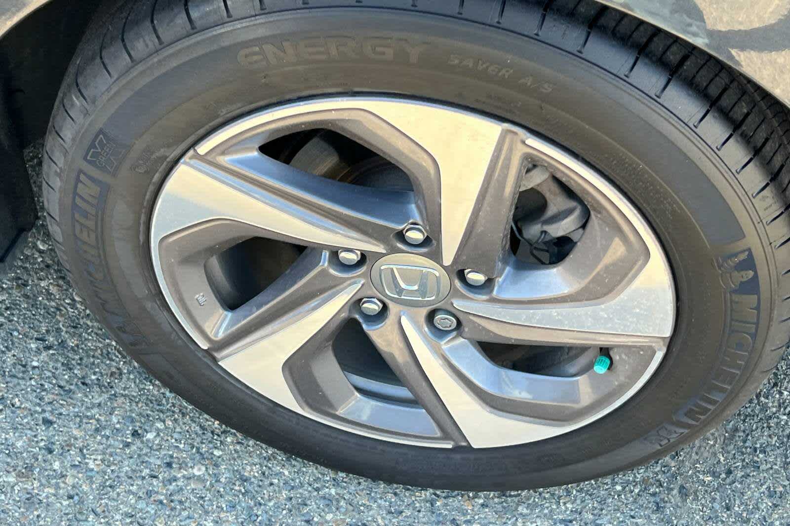Thumbnail: 2019 Honda Insight - 17