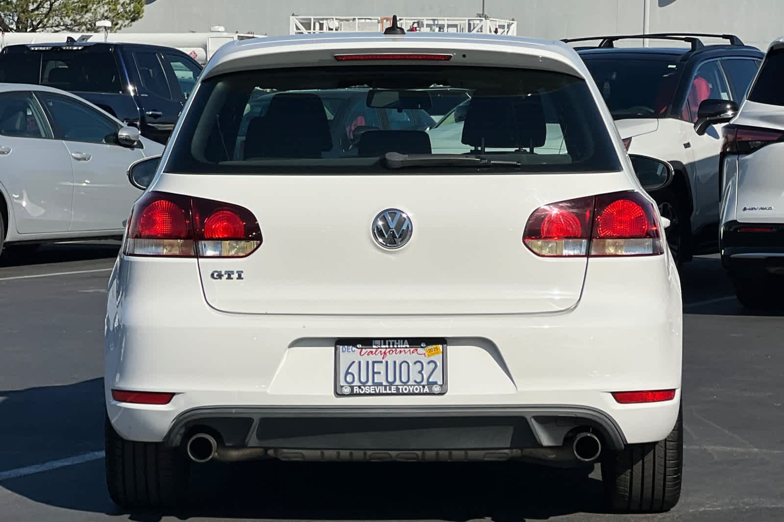 Thumbnail: 2012 Volkswagen Golf - 8