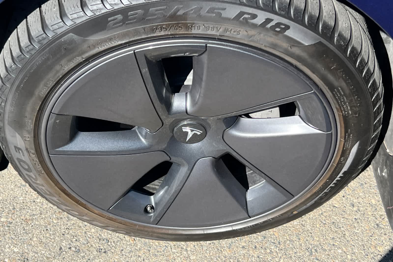 Thumbnail: 2022 Tesla Model 3 - 10