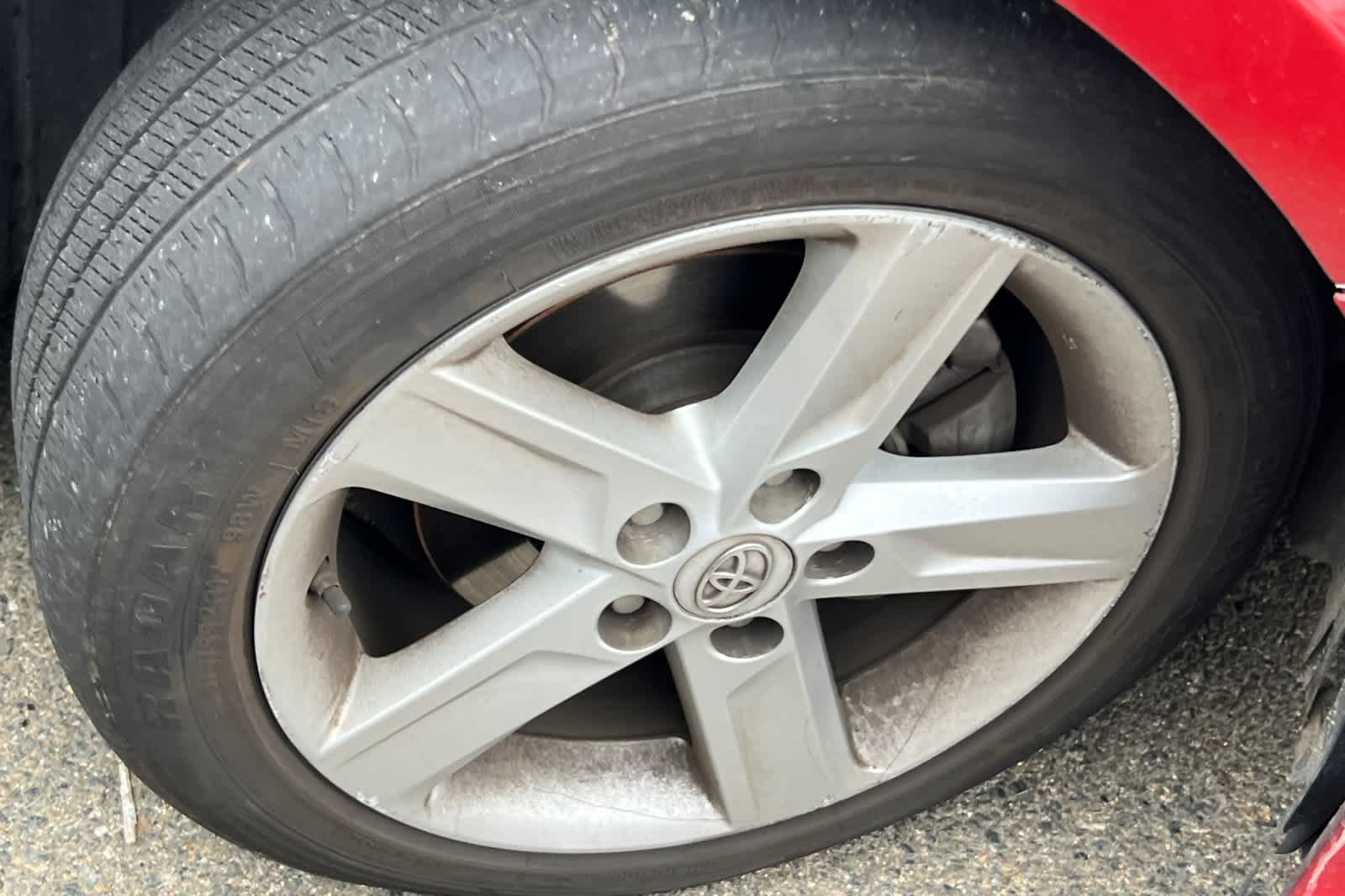 Thumbnail: 2014 Toyota Camry - 11