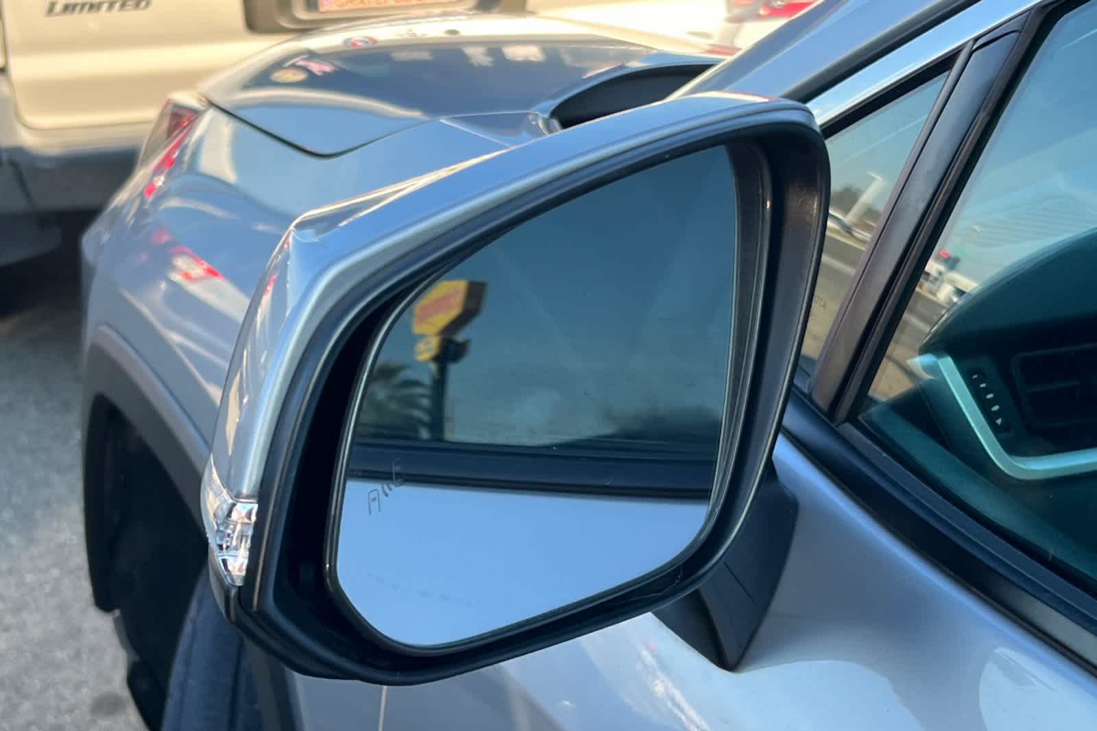 Thumbnail: 2023 Toyota RAV4 - 20