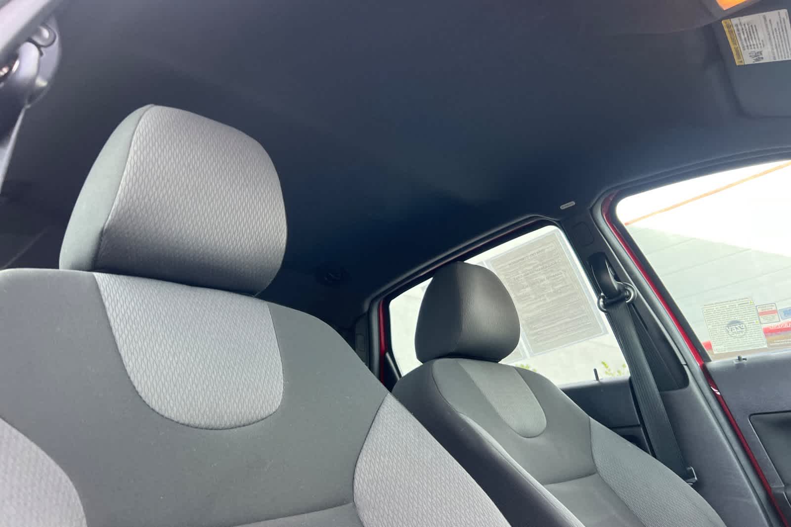 Thumbnail: 2009 Ford Focus - 16