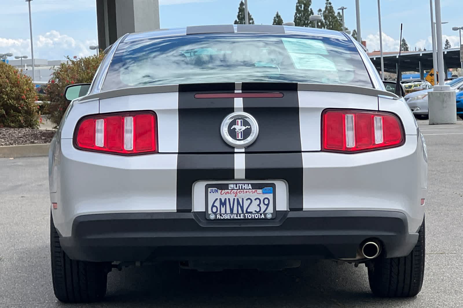 2010 Ford Mustang Base 9