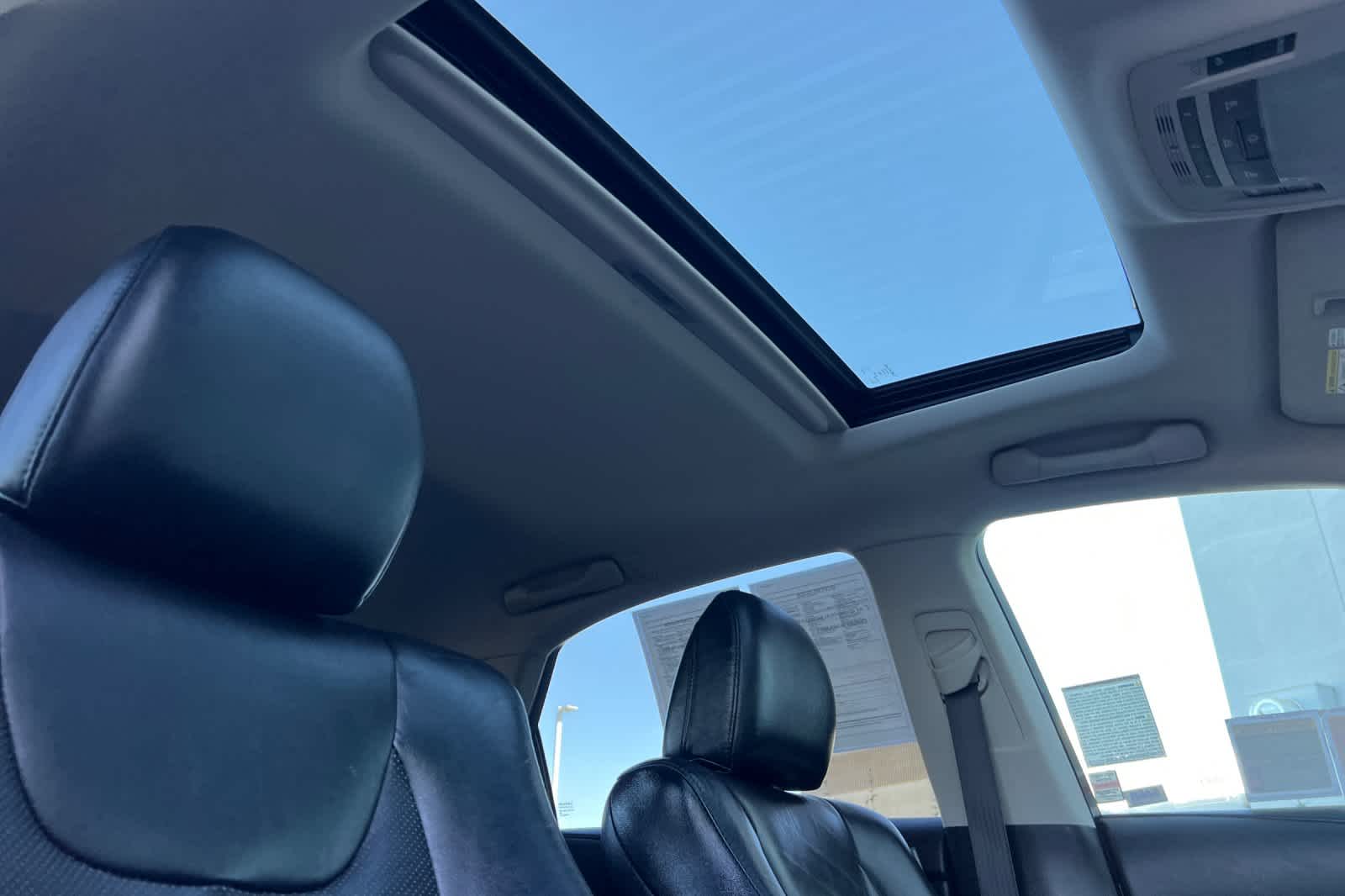 Thumbnail: 2011 Lexus RX - 18