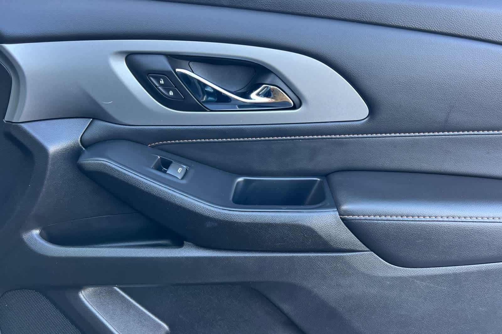 Thumbnail: 2021 Chevrolet Traverse - 20