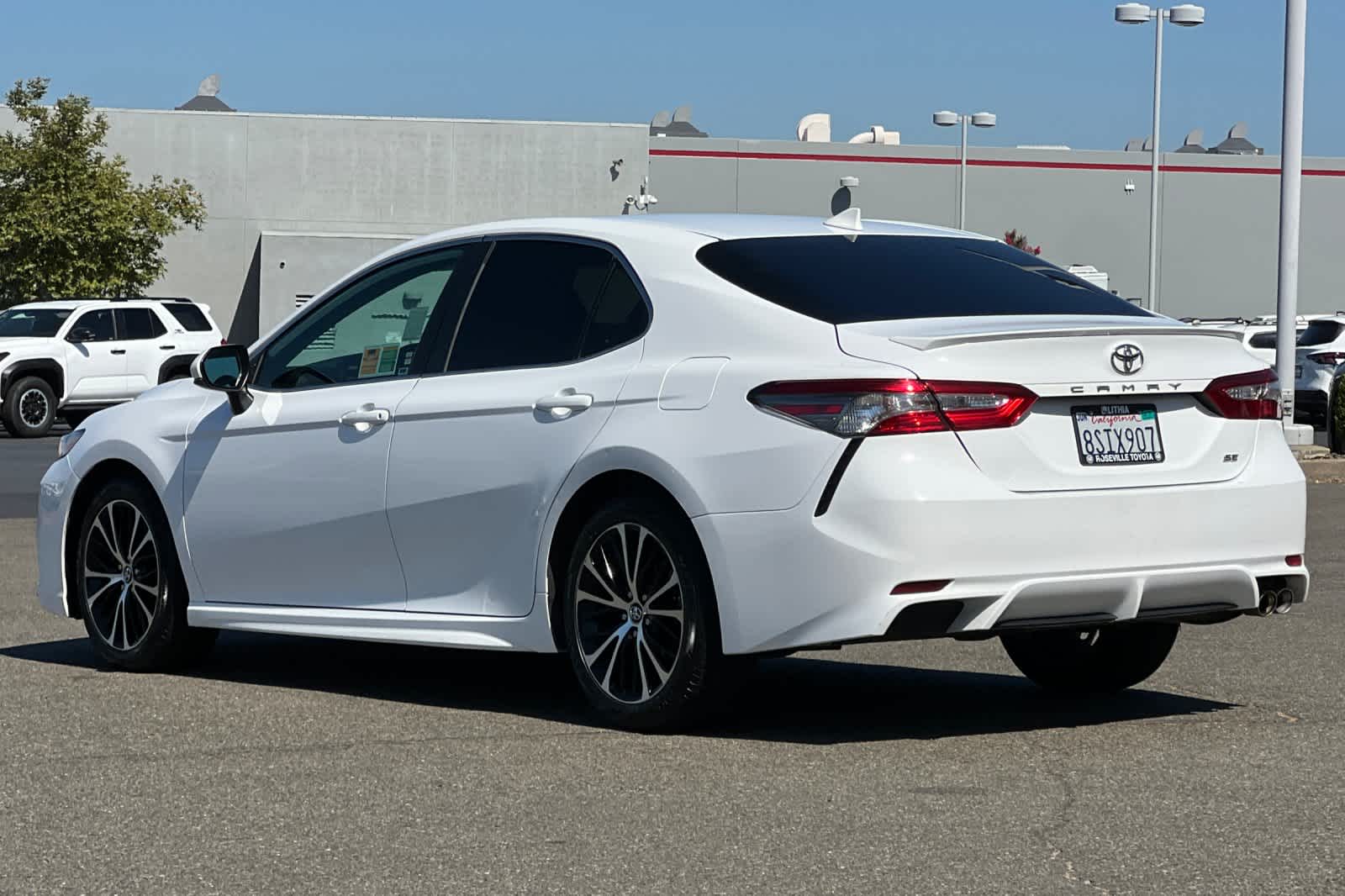 Thumbnail: 2019 Toyota Camry - 7