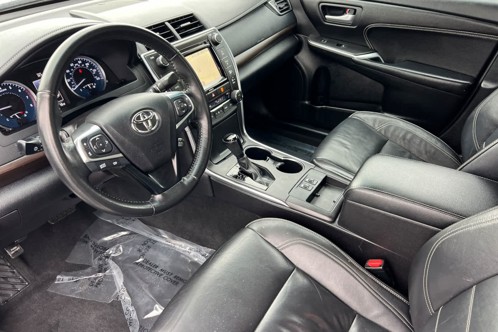 Thumbnail: 2016 Toyota Camry - 11