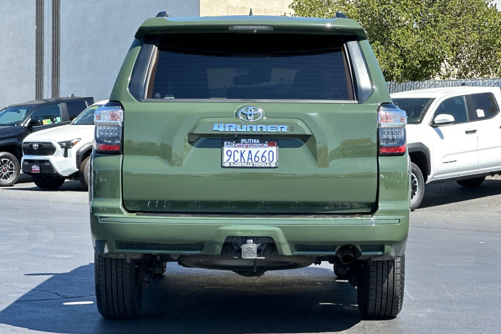 Thumbnail: 2022 Toyota 4Runner - 8